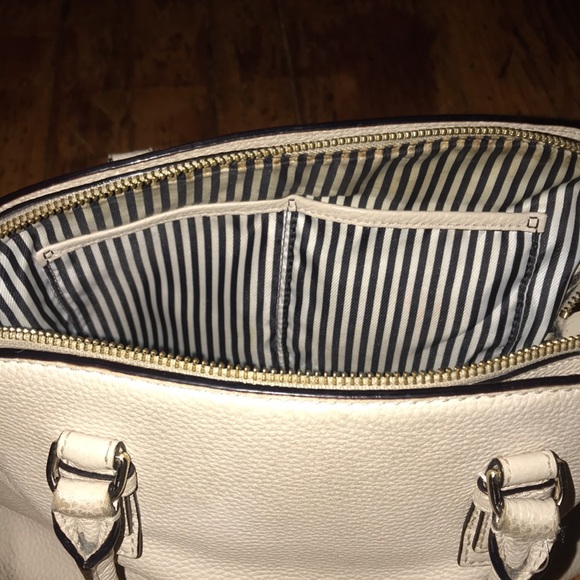 Kate Spade purse 👜 - Picture 7 of 16